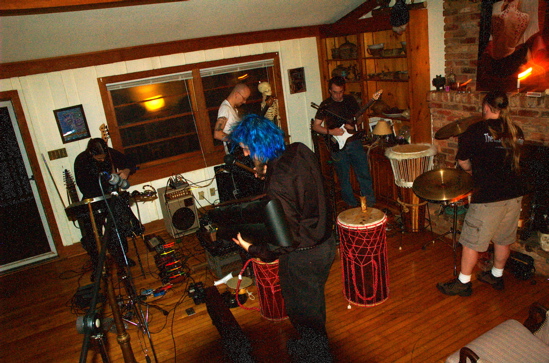 pics/fuka26may2005group3.jpg