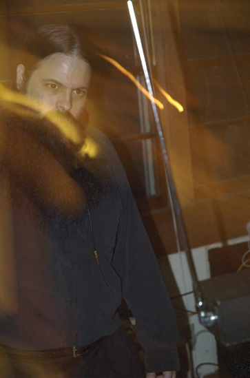 pics/steve_theremin_cable.jpg